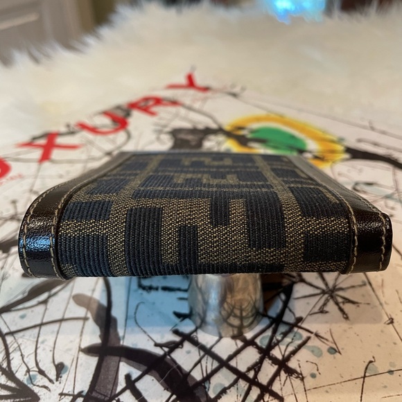 SOLD! Fendi Bifold Wallet with Box - Picture 4 of 9